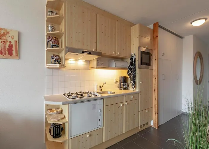 In Groote Keeten By The